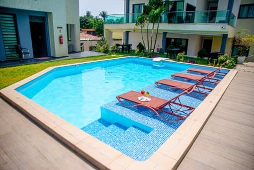 Piscine extérieure